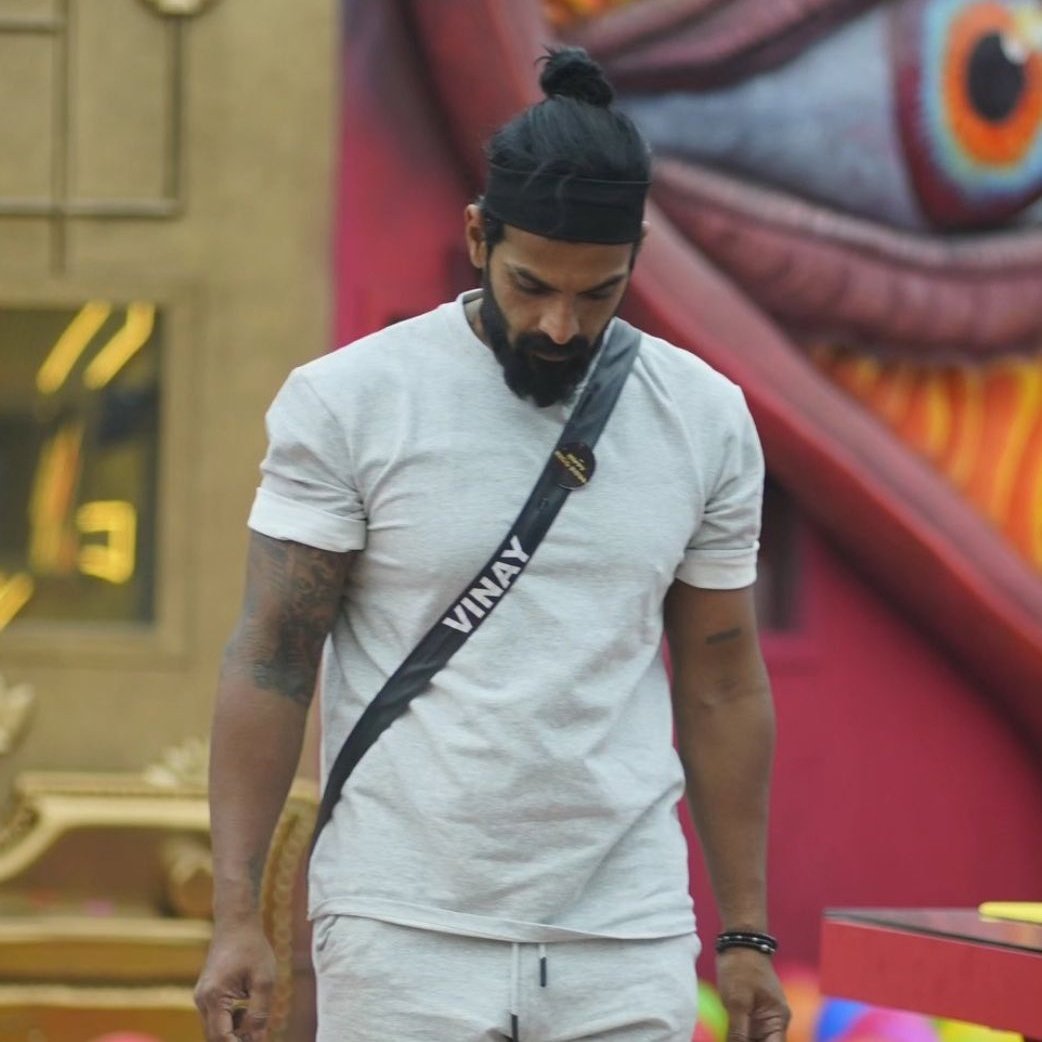 samrat___01's tweet photo. Who will win this show #BBK10 ? ?

RT for #VinayGowda
Like for #SangeethaSringeri

 #BBK10 #KicchaSudeep #MaxTheMovie

UNSTOPPABLE VINAY GOWDA

VINAY 🔥                            SANGEETHA👸

RT🔁                                         LIKE❤️ https://t.co/XuzuMASjCd