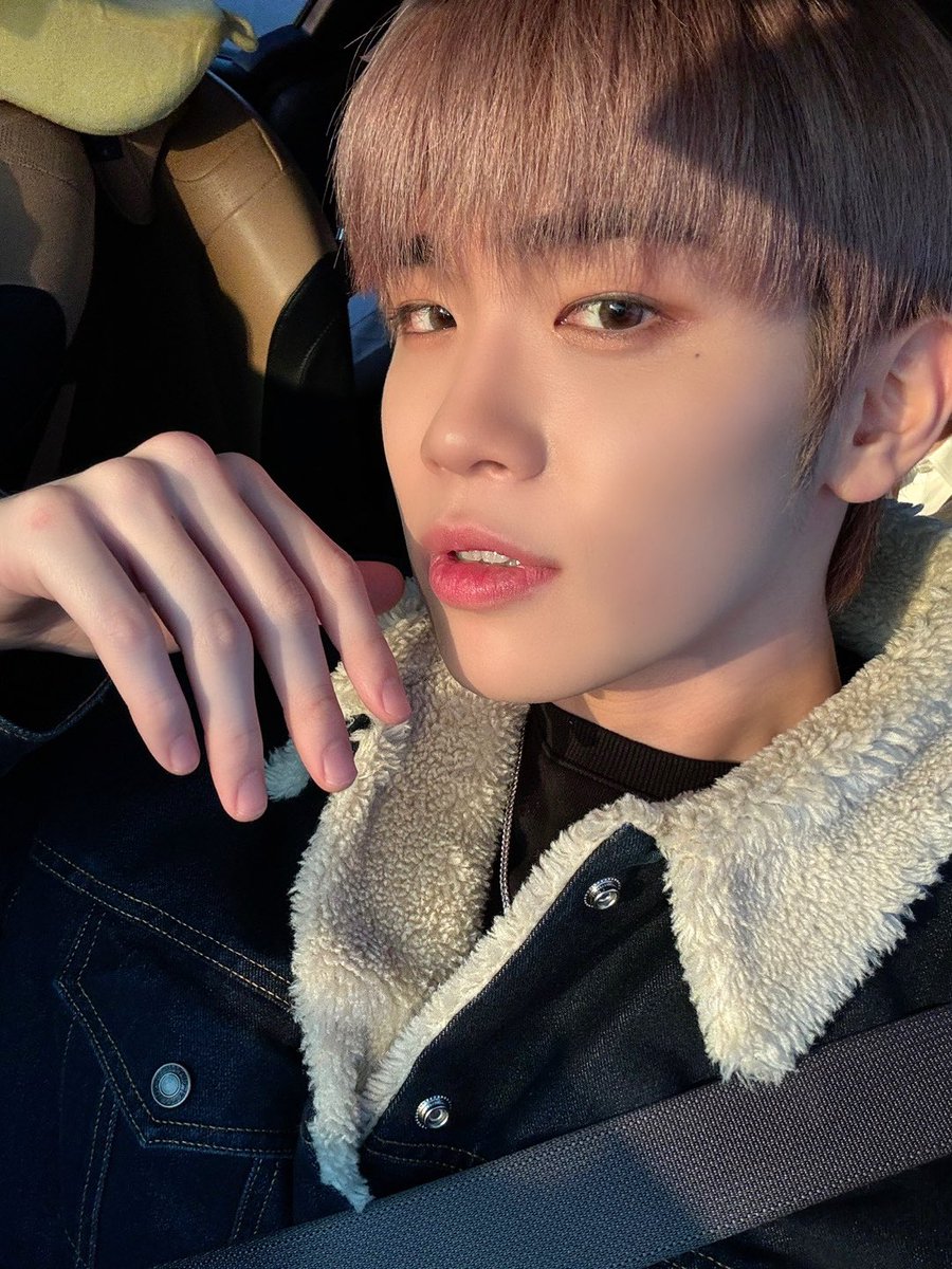 ZB1_jp's tweet photo. _💌

久しぶりに日本のZEROSEと共にしたけど幸せな時間だったよね?? たくさん笑顔にしてくれてありがとう!! 僕たちもうすぐしたら会おうね!! 愛してる

#KIMTAERAE #キムテレ
#ZEROBASEONE #ZB1 https://t.co/KRxmYyL9uT