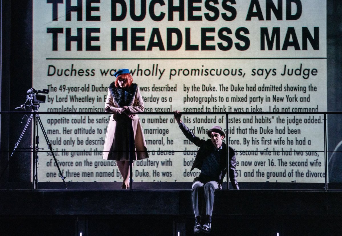 De eerste scenefoto's van Powder Her Face zijn er! Absurdistisch, humoristisch &amp; hartverscheurend is deze opera over het leven van Margaret Campbell, Duchess of Argyll. Op 20/1 is de Nederlandse première <a href="/Wilminktheater/">Wilminktheater</a> <a href="/enschede/">Enschede</a> wilminktheater.nl/nl/agenda/3621…  Foto's: Marco Borggreve