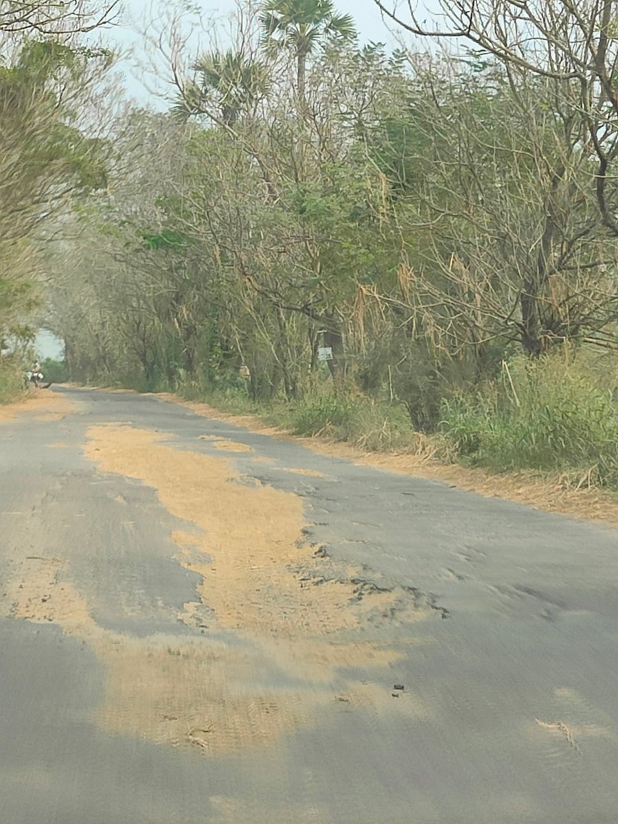 iamnone108's tweet photo. Andhra Roads
#AppulaAndhra https://t.co/mFWmBhxudC