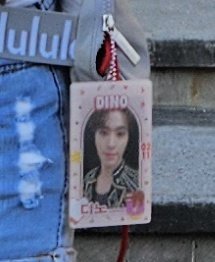 TheeDaisyDjarin's tweet photo. Nawawala yung Dino Acrylic ko π₯Ή Help me find his way home to me π₯² #FindingDino https://t.co/zQDHWouiKI