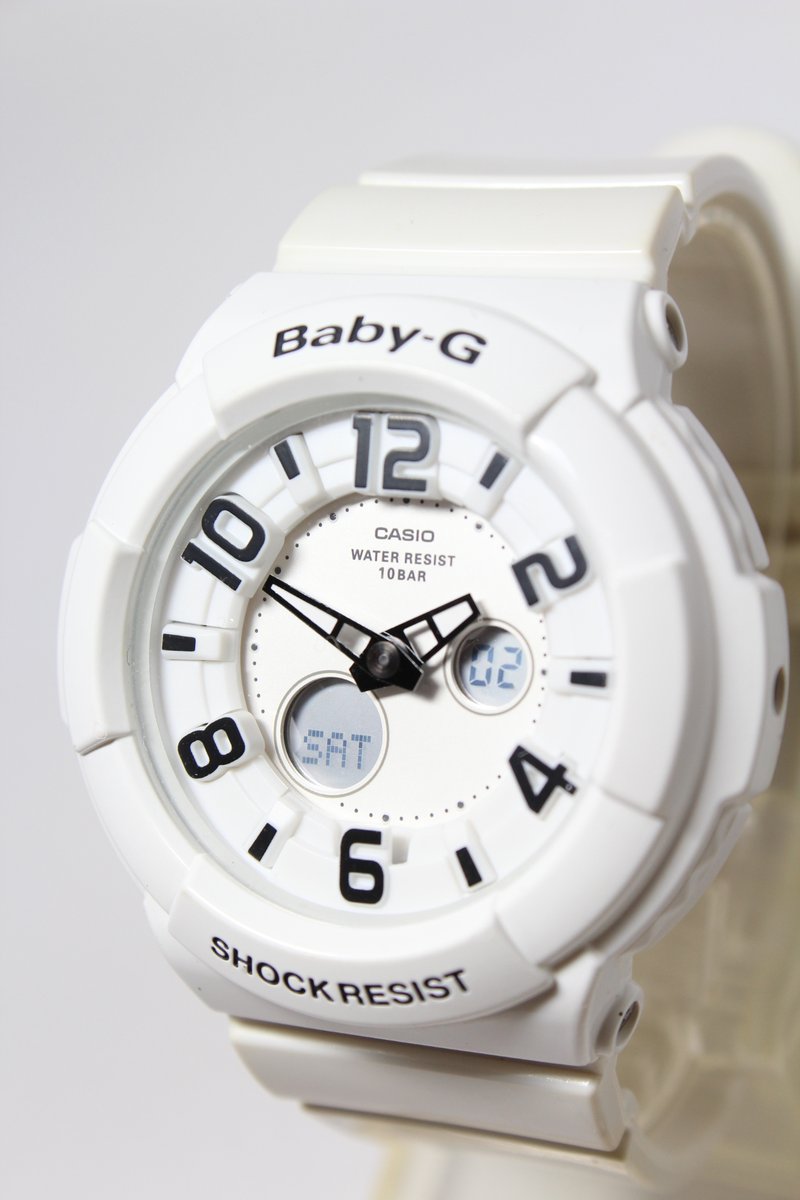 GshockTkhs's tweet photo. Do not hesitate to offer any price.  CASIO vintage BGA-132 white Baby-G https://t.co/oK3Y3UFYT7 #casiogshock #pinkwatch #watchforgift https://t.co/kchwBtOubL