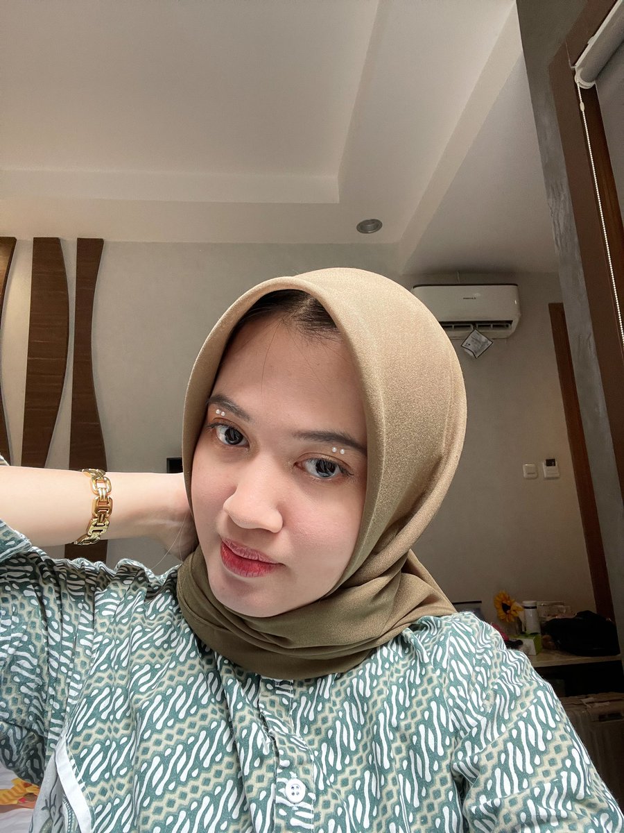 chrysantemour's tweet photo. #berbatik for the unity in jkt ππͺπ https://t.co/phNltxL73k
