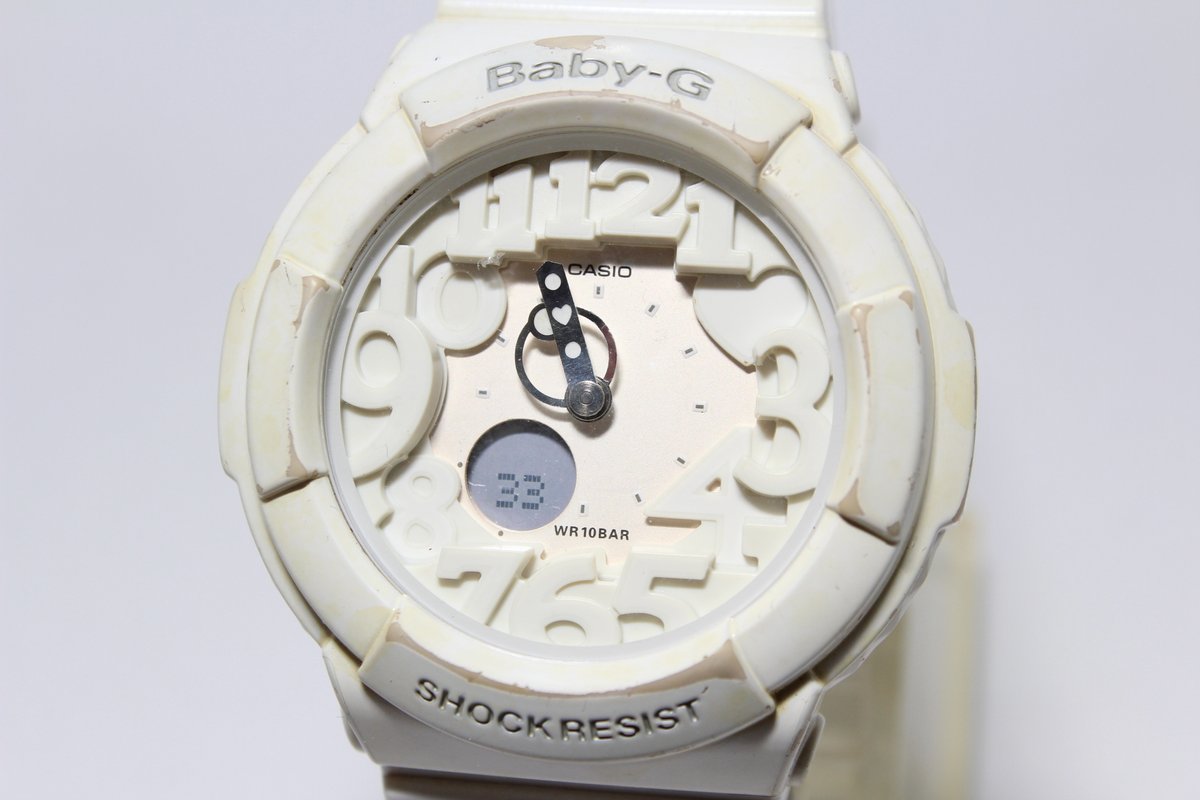GshockTkhs's tweet photo. Do not hesitate to offer any price.  CASIO vintage BGA-131 white Neon Dial Baby-G https://t.co/LzA8kz3E9t #casiogshock #pinkwatch #watchforgift https://t.co/dhKYjdW8Rc