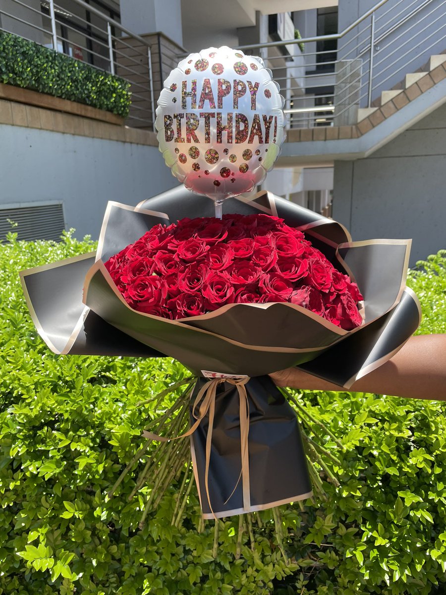Huba_Fleurs's tweet photo. Get your loved ones red roses this #valentinesday2024 #valentinesdaygifts  #ValentinesDay @hubafleurs

To place your order whatsapp us on 0719896471,We are based in Pretoria central and we do deliver.

#TheANC #BlackCoffee #Mbombelastadium https://t.co/oqkQ1YRmex