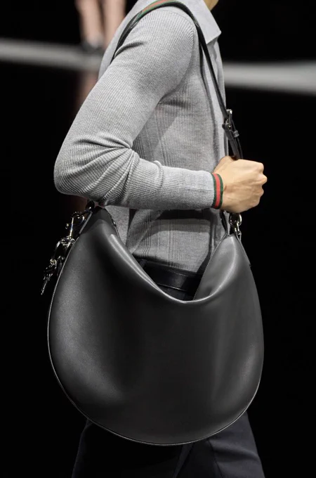 Gucci รอบนี้สวยมากกก รำคานอะ สีขาวนางเกินไปจิงๆ