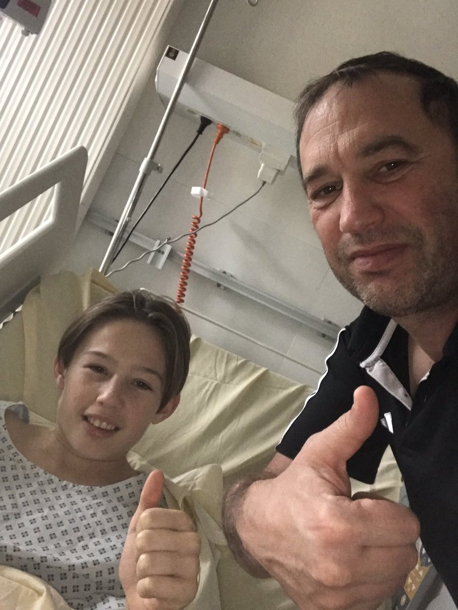 Le 12 janvier pour l’anniversaire d’Alix, un lymphome en cadeau, il est déjà en mode combat et il va gagner un match de plus!
<a href="/FranceRugby/">France Rugby</a> <a href="/CABCLRUGBY/">CA Brive Rugby</a> <a href="/StadeToulousain/">Stade Toulousain</a>