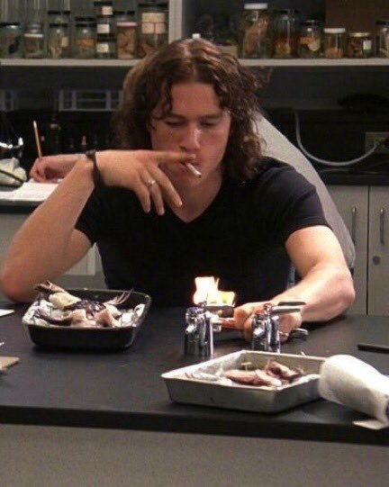 TheCinesthetic's tweet photo. Heath Ledger in 10 Things I Hate About You (1999) https://t.co/cQ2OSPaGSB