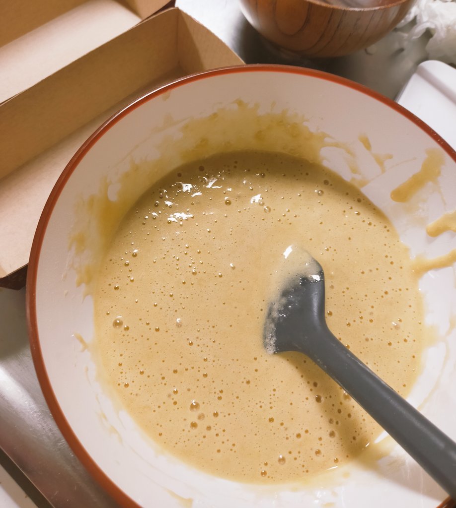 予想はしてましたがカステラ失敗しました
ハンドミキサーないとやっぱだめですか
味はカステラだけどふんわり感が一切無くてあと焦げた
おいしいけど