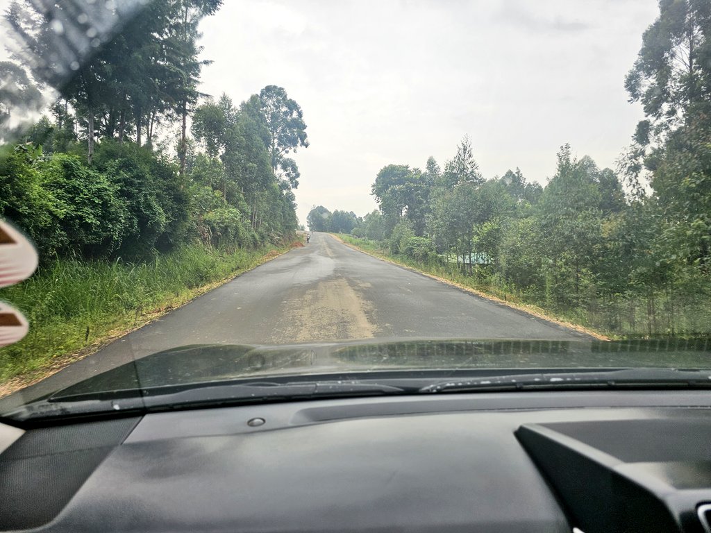 Touring the Gisambai-Hamisi-Shamakhokho Road currently under construction. Pleased that the entire stretch is now complete, save the Randoli Bridge that is due for backfilling. Thank u, President <a href="/WilliamsRuto/">William Samoei Ruto, PhD</a>, we promised, and we are delivering