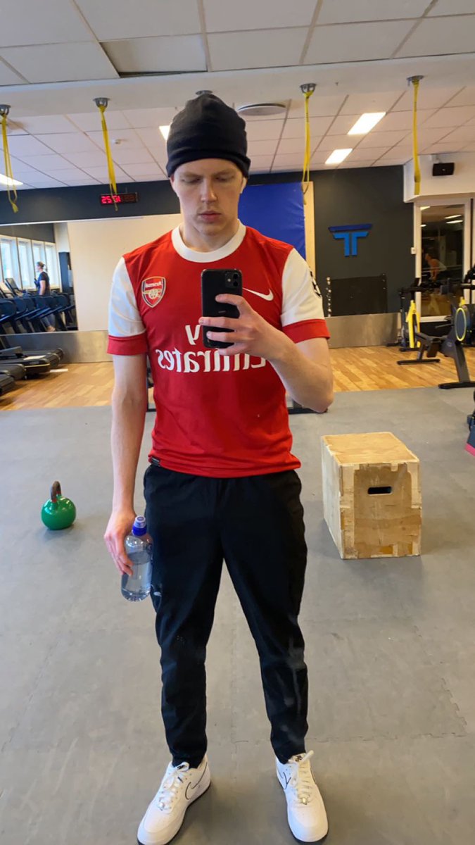 Ulrik tweet media