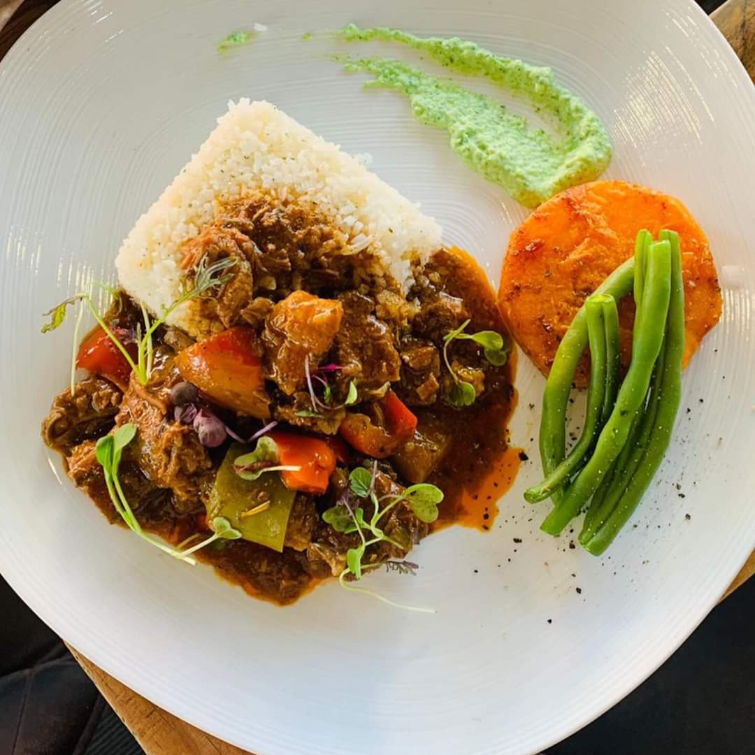 nsambocca's tweet image. We popping up @Jackbudha tomorrow 🍾 #SundayKos #TsweuPopUp #DayTimeFun #Lunch #TsweuLifestyleVisitsJackbudha