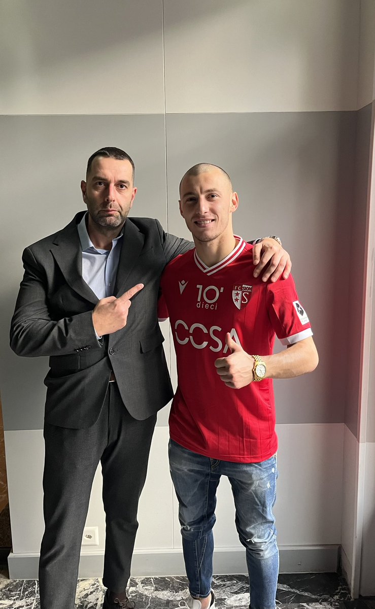 atanasovdimitar's tweet photo. Bulgaria national team player Georgi Rusev🇧🇬 becomes new player of Swiss team FC Sion 🇨🇭 Enjoy and good luck champ 🔴⚪️🔴 https://t.co/51ezHWo7Hb