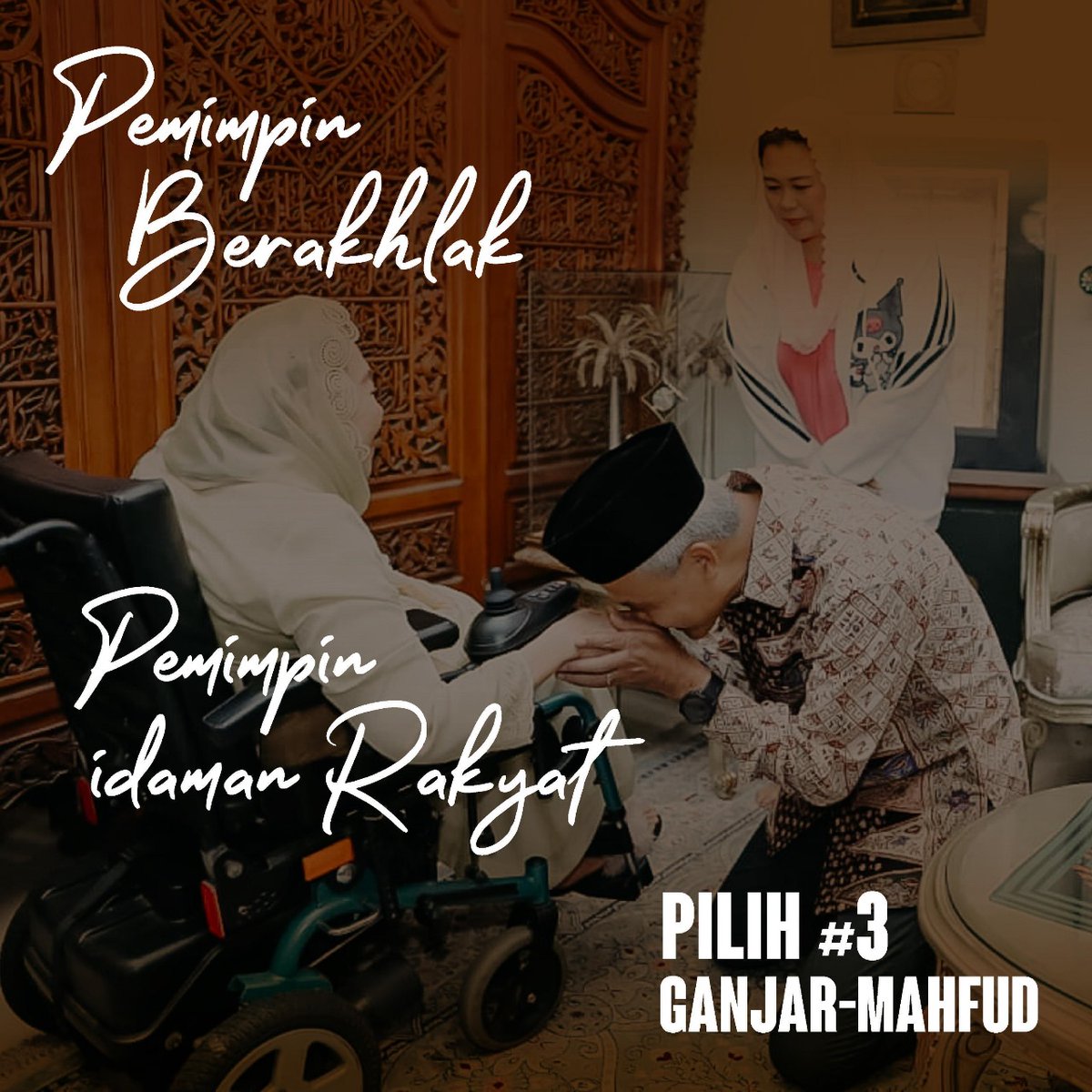 Ratusan santri turut serta menyambut dengan melantunkan shalawat ba 🫵 dar. 

 Ganjar Mahfud Hebat #Coblos3 #3GM #DuluJokowiSekarangGanjar