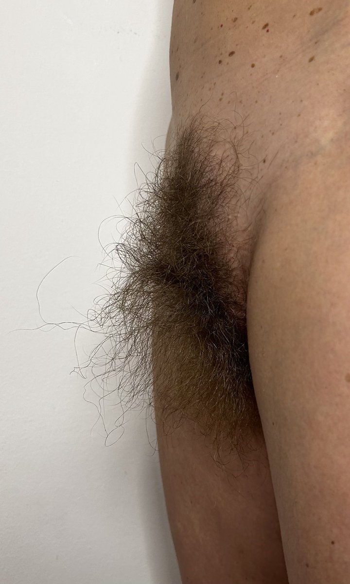 hairybushsara's tweet photo. Those wild extra long hairs are well over 20 cm!

Free trial for my OnlyFans! https://t.co/VxtU53Qg3V https://t.co/wdBWmX4TmD