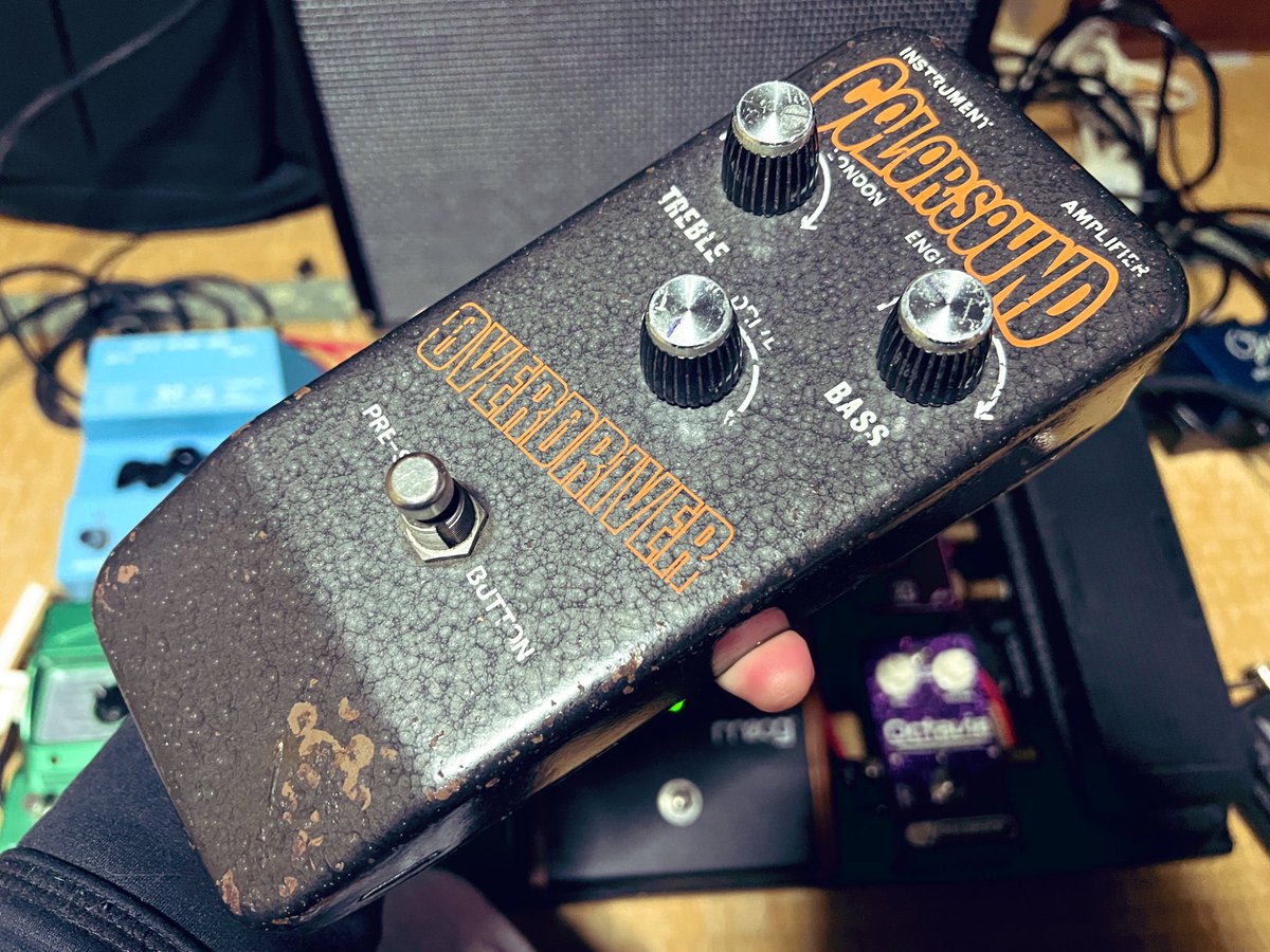 efmaniac's tweet photo. お借りしたヤベぇやつ、その1

1970s Colorsound Overdriver

ええ、これは欲しいですわ

何かとタマラン

#エフェクター 
#colorsound 
Thanks @AKI51503 https://t.co/wHuPpjvXrr