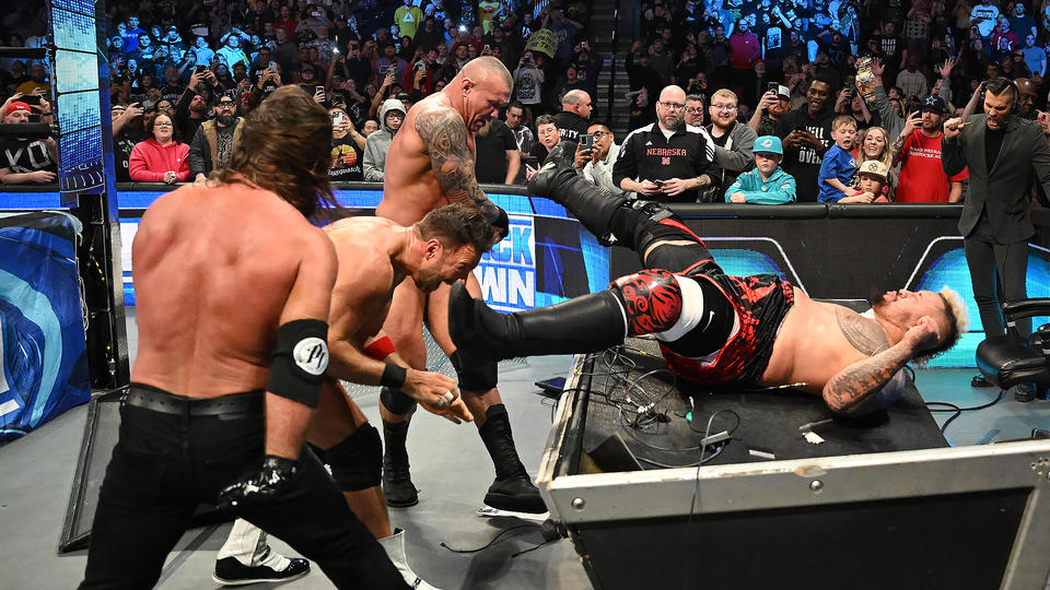 Résultats de WWE Smackdown du 12 janvier 2024 : caq.fr/blog/2024/01/1…