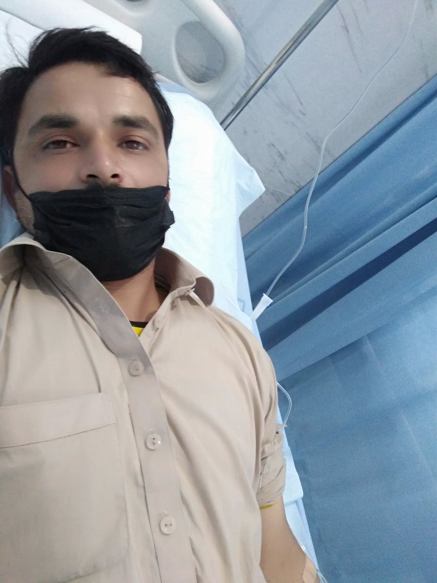alipk_90's tweet photo. سنـو نمـونـے نمـونیـوں 🤭
اپنـا خیـال رکھـا کـرو 🥰
مجھـے تـم سـب 🫵🤨
میـری شـادی میـں زنـدہ چـاہیـے 🙈☺️
نـاگـن ڈانـس کـے لیـے 🐍😂🤣😂
😷
#Feeling #Bemar 
Request for 🙏 https://t.co/EzcQsWITpK