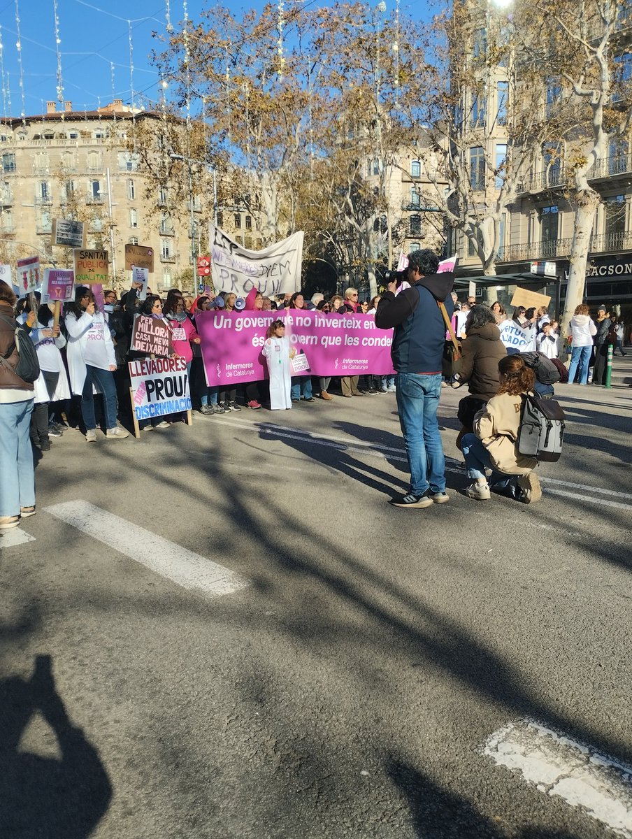 a la mani suport vaga infermeres