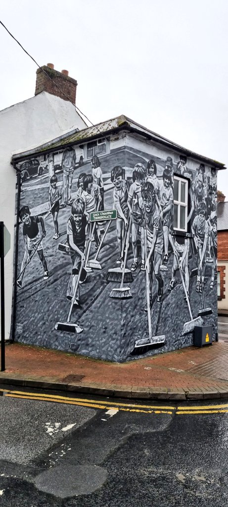 diarmuidpring's tweet photo. Day12 #100daysofwalking I always admire this decorative piece of art every time I pass Thomondgate. The song Matchstick Men and Matchstick Cats and Dogs always springs to mind! Like me, you will be humming that for the day! #RoundTwoCrew ๐ถโโ๏ธ
#LimerickUrbanArt
#urbangraffiti https://t.co/rlUxwqMdcU