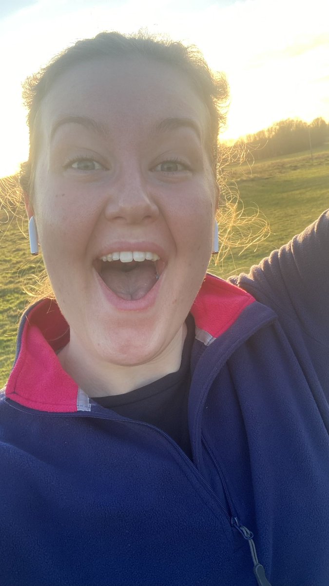 Can’t quite believe I’m typing this but… I’m running the @LondonMarathon for @LNAACT 🚁💛 Soooo excited & fully stuck into my training already! Appreciate times are tough & money is tight but if you like to sponsor me, I’d be super grateful: 2024tcslondonmarathon.enthuse.com/pf/jess-lord thank you! 🤩
