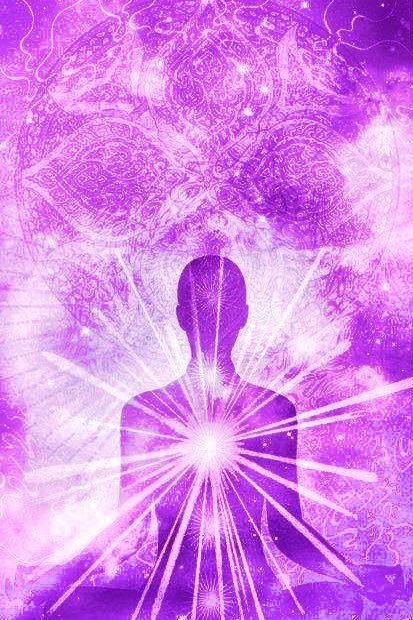 AbiffArte's tweet image. "En la llama violeta, encuentro mi poder transmutador. Transformo obstáculos en oportunidades, liberando mi ser hacia la plenitud. 🌌💖 #PoderInterior #Transmutación"