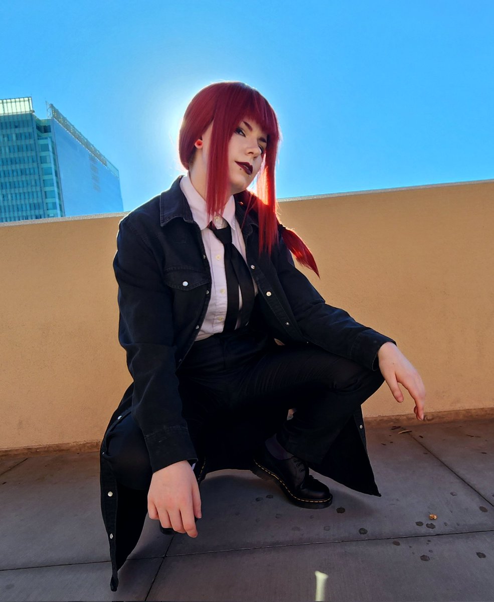 DigitalxArchive's tweet image. Bit of a Makima spam to get me to restyle her wig!!!!
🃏🎭
#chainsawman #makima #cosplay