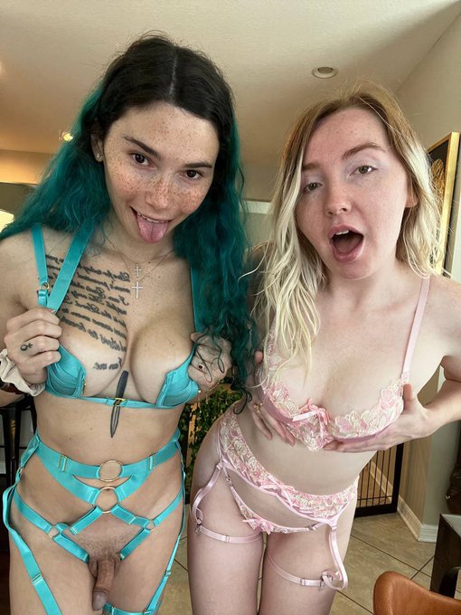 Would you fuck???   Free page   https://t.co/MaGC3Ev9hF https://t.co/qwvnPB4Y9h<a href="/tag/mvsales"class="tags"><span>#mvsales</span></a>