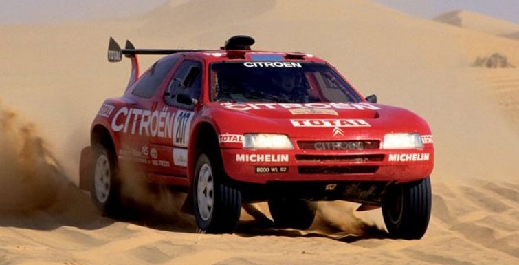 シトロエン ZXラリーレイドって無印 (91年) からEvo2 (92-93年) Evo3