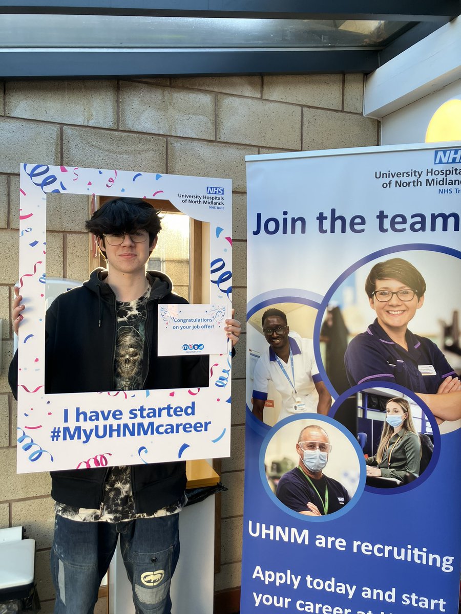 Lots more happy candidates this morning who have made their first step in starting their <a href="/UHNM_NHS/">UHNM NHS Trust 🏥</a> careers!

Thank you for attending our first recruitment event of the year! 🌟🏥💙
#MyUHNMCareer