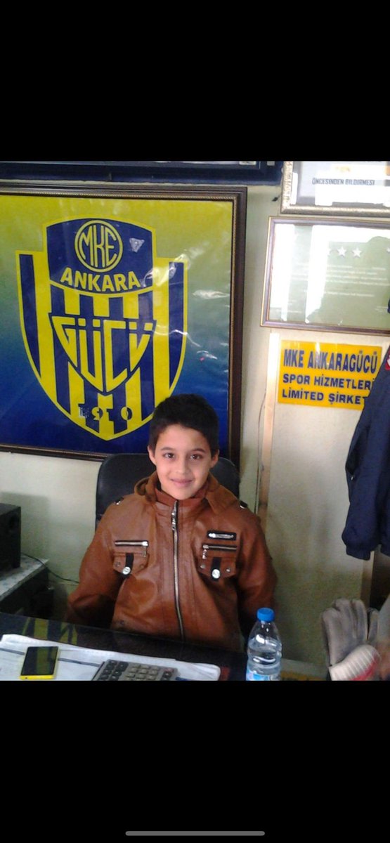Kankagroup's tweet photo. Ankaragücü taraftarı arkadaşlarım. Akademimize neler oluyor? onlar Ankaragücü'nün kalp atışlarıdır. sesimizi kullanmalı ve onları savunmalıyız! https://t.co/Vrb6APMT5B