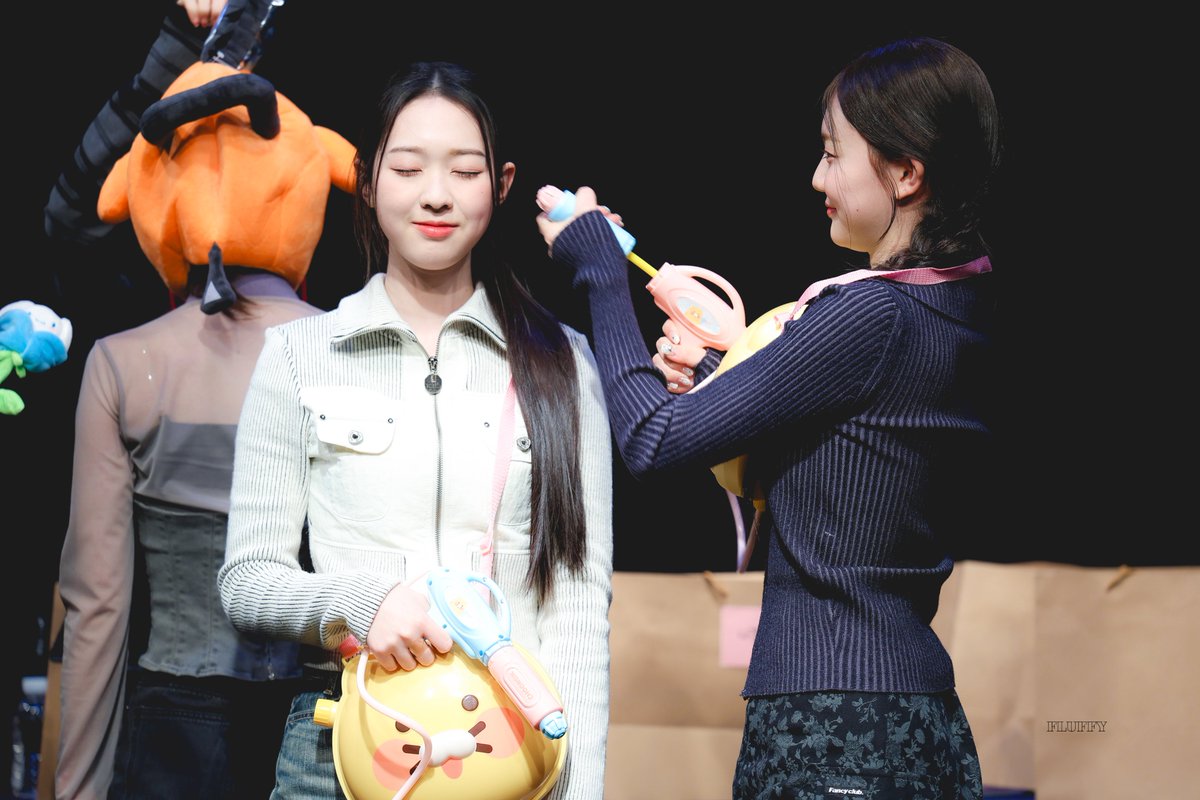 240112 팬싸

ㅋㅋㅋㅋㅋㅋㅋㅋㅋㅋㅋㅋㅋㅋㅎ

#김수민 #수민 #SOOMIN
#곽연지 #연지 #YEONJI
#트리플에스 #tripleS
#에볼루션 #EVOLution
#숨인고양 #수민인고양 #연지만의편지