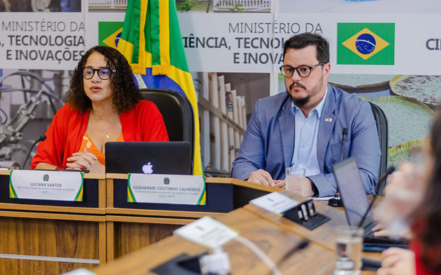 Brasil pone en marcha su ambicioso programa de #innovación #Ciencia y #Tecnologia de USD12.200 millones. El programa estatal 'MaisInovação' lo impulsa el Ministerio de Ciencia @gov_mcti con el banco brasileño de desarrollo @bndes y la Agencia @Finep . periferia.com.ar/latinoamerica/…