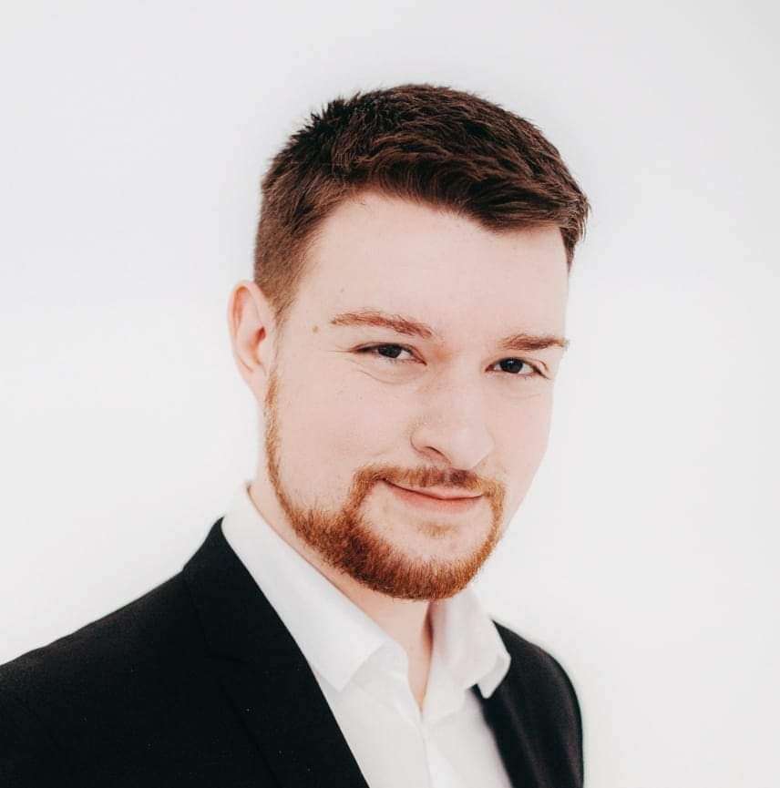 TONIGHT: Sonata Super Saturday with live music 6pm - 1am! 🎹🎤🎶

25% OFF DRINKS AND £5 ENTRY ALL NIGHT!

6pm: Chilled pop and soul with Owen Edwards

8pm: The stunning Harriet Eaves with standards and jazzed up pop hits

11pm: The Sonata Piano Bar Party with Andrew J Boyer