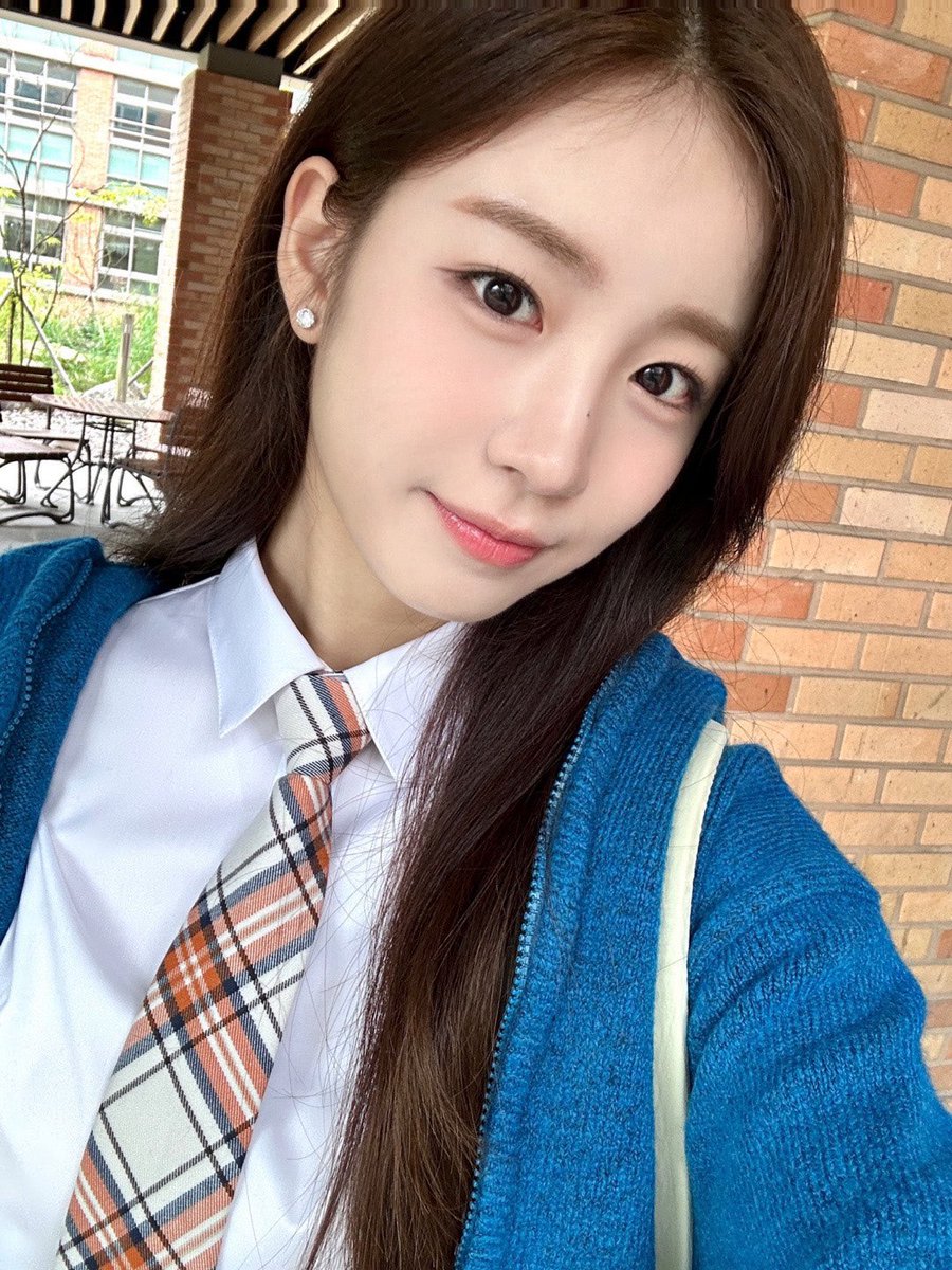 우니 tweet media