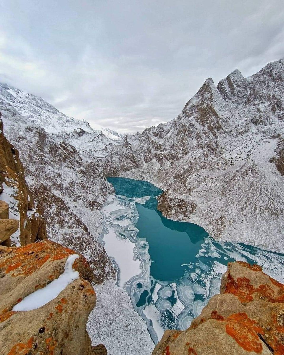 Frozen Attabad Lake, Gojal Hunza 🥶