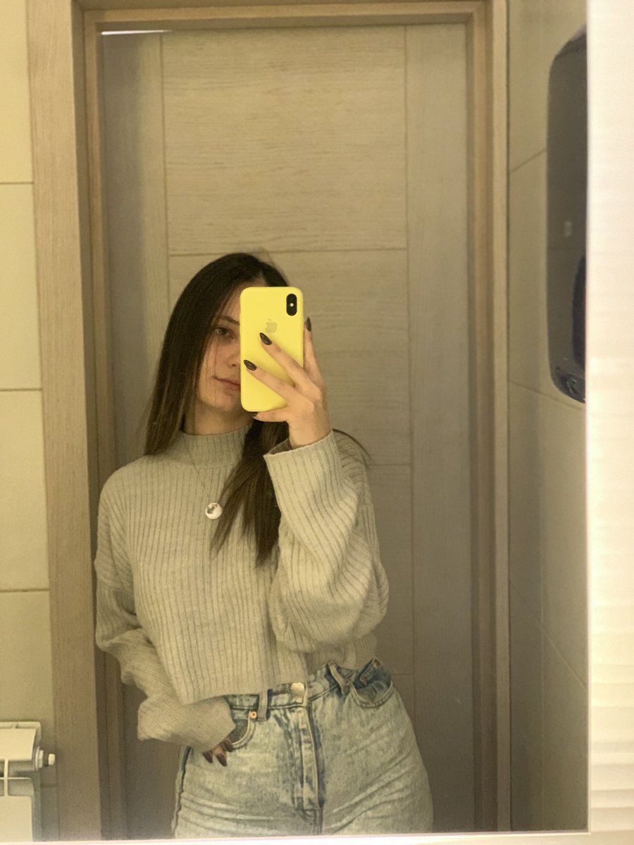 nina🌸 (@cruellaa___) on Twitter photo 
