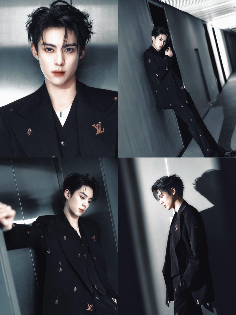 KWintwah's tweet photo. Wait pls 
My heart stops for a while for this super handsome man 😭🖤💜

#DylanWangxWeiboNight2023
#dylanwangmm #DylanWangMyanmar
#DylanWang #WangHeDi #王鹤棣 #ဝမ်ဟယ့်တိ https://t.co/PKbW1KcB4R