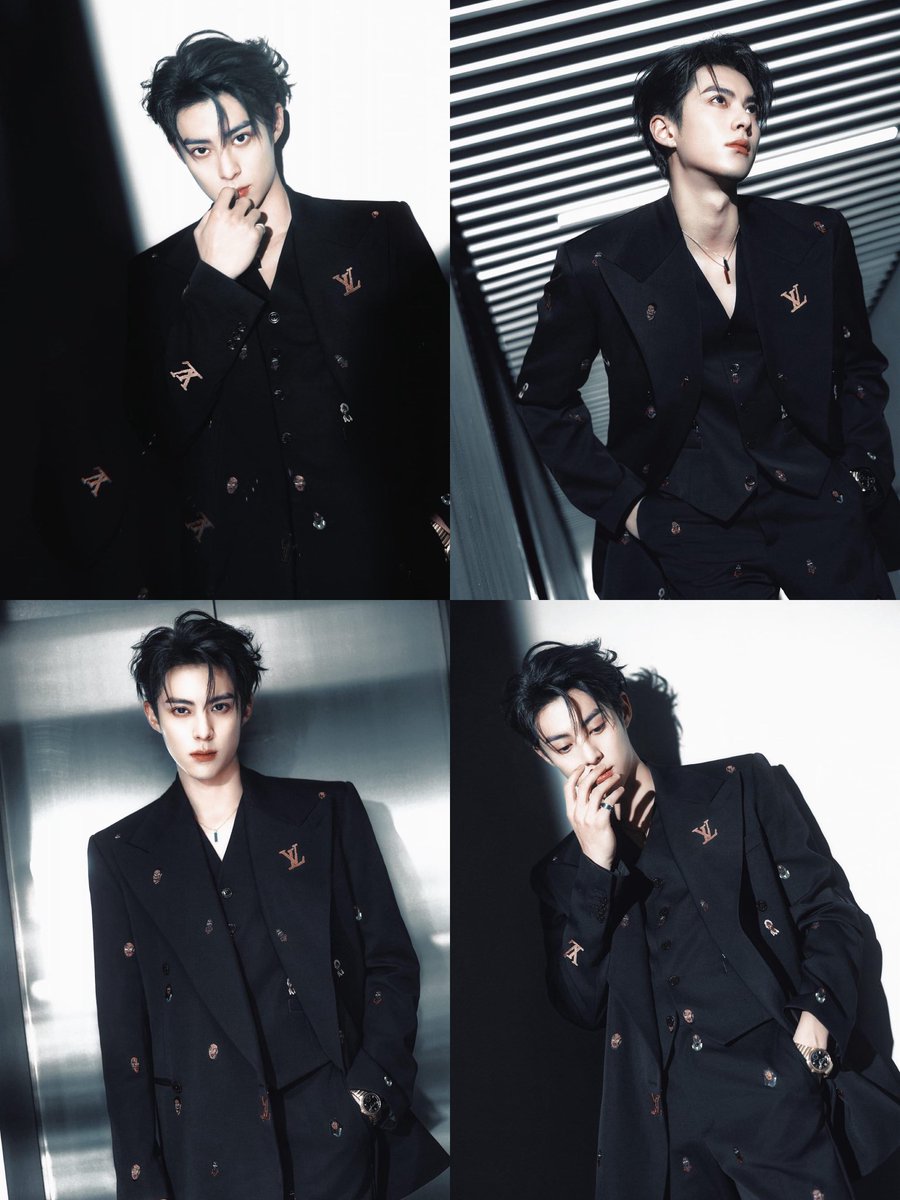 KWintwah's tweet photo. Wait pls 
My heart stops for a while for this super handsome man 😭🖤💜

#DylanWangxWeiboNight2023
#dylanwangmm #DylanWangMyanmar
#DylanWang #WangHeDi #王鹤棣 #ဝမ်ဟယ့်တိ https://t.co/PKbW1KcB4R