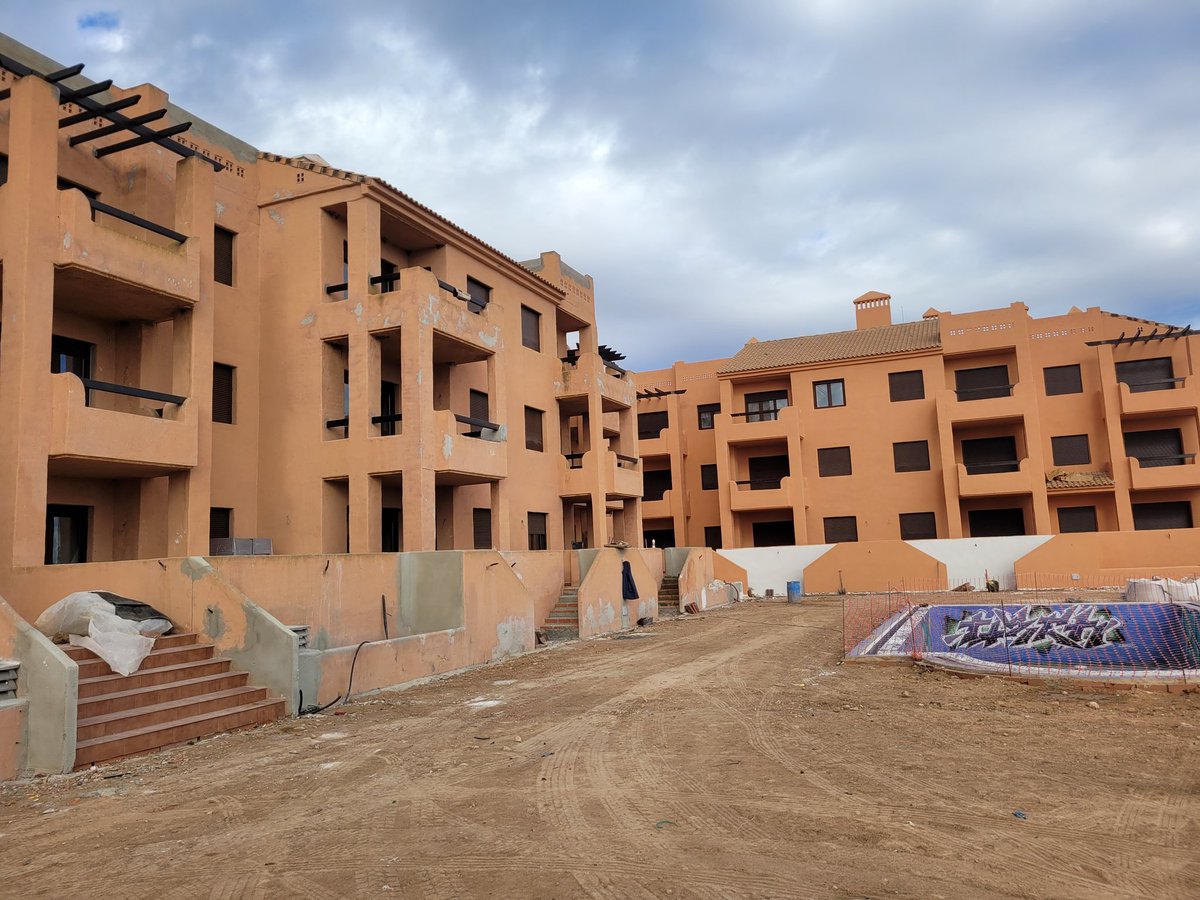 COHEMUR's tweet photo. Trabajos de pintura en interiores y exteriores de urbanización https://t.co/GZ5I3IAFHr
