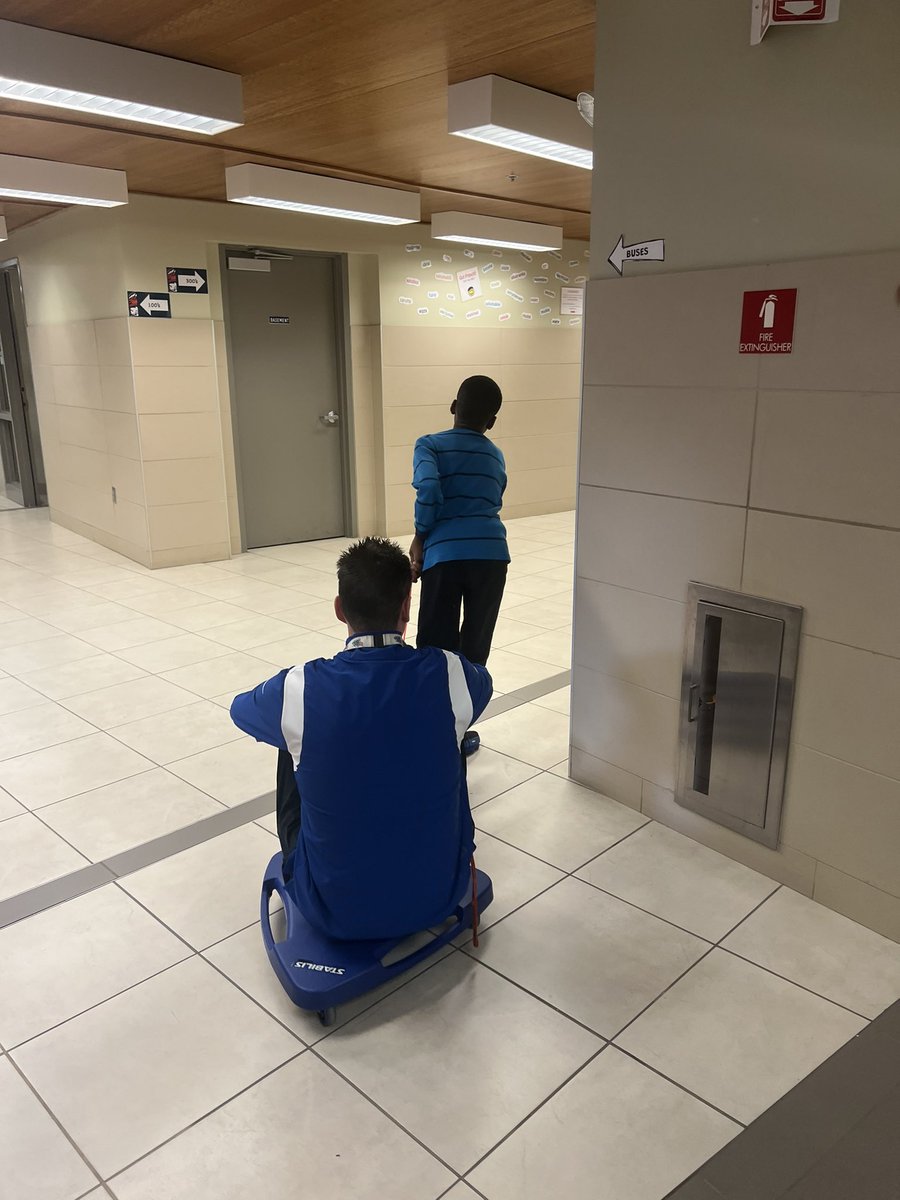 Miss Burzynski tweet media