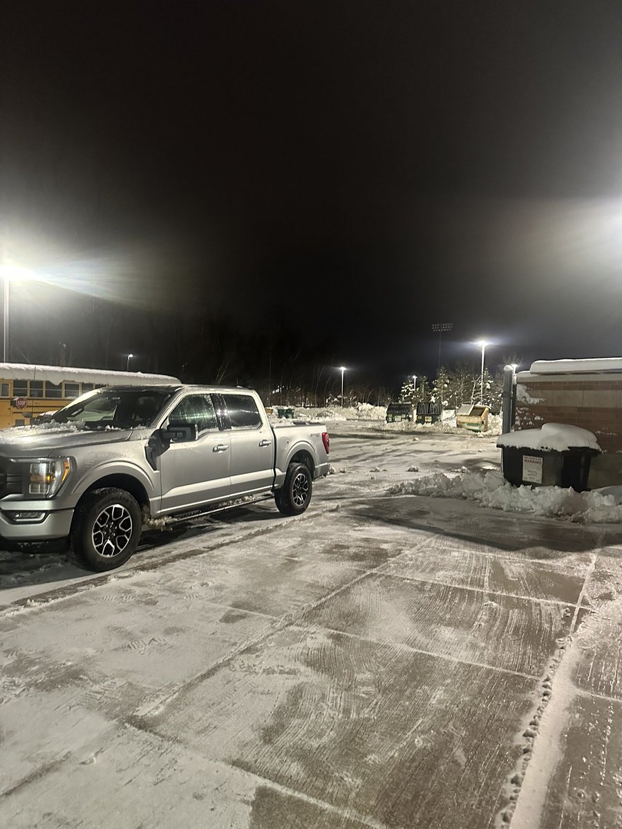 BACK AT IT.  

<a href="/DCCWrestling/">DCC Wrestling</a> SUPER DUALS START AT 10:00AM!!

S/O to Allen Park for stepping up just yesterday and filling Hartland’s spot in this event of hammers.  👊🏻🔨

10:00am
St. Ed’s v Dundee
CC vs Allen Park

11:30am
Dundee v Allen Park
CC vs St. Ed’s