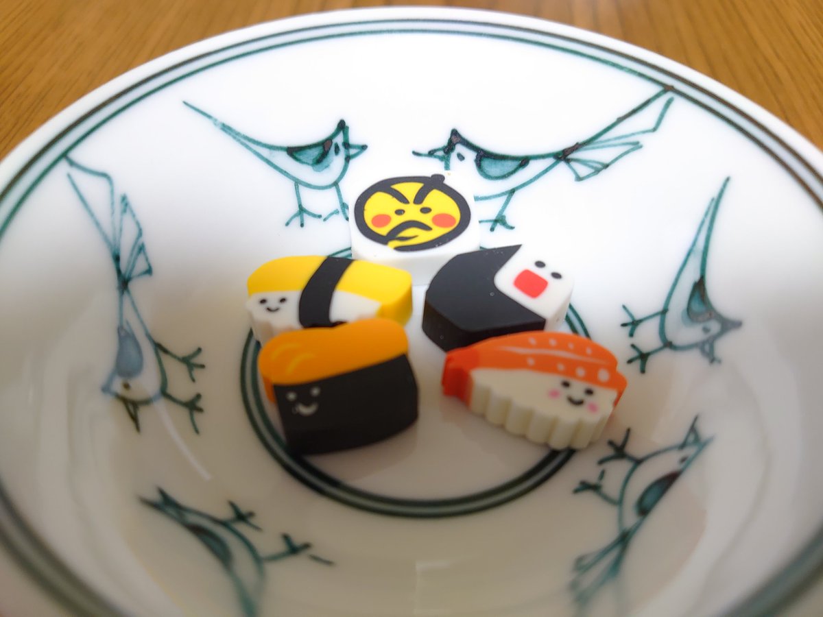 お昼のガチャで出た
お寿司の赤ちゃん