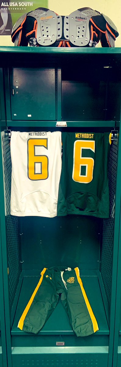 Coach Brandon Williams tweet media