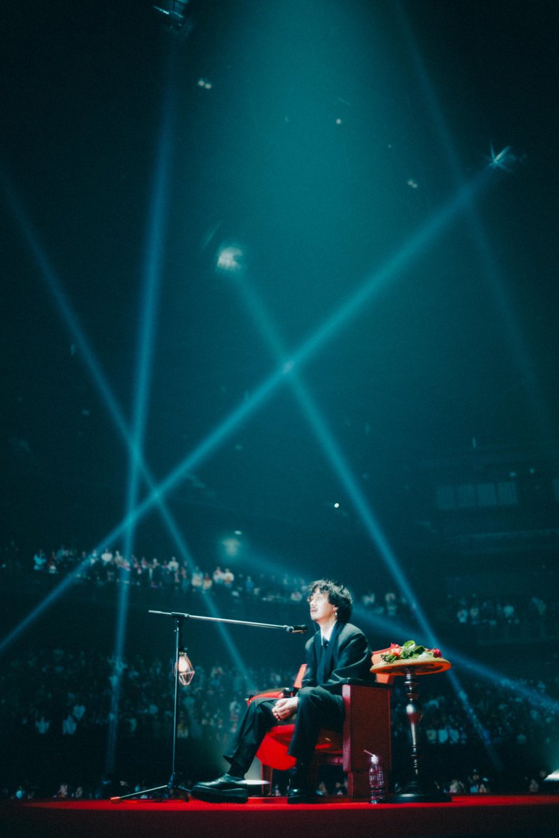 thebadtenhours's tweet image. 色々語りたい事はあるが、とりあえず
113号室、1年半ぶりに歌えて良かったです
LOVE2は僕の人生そのものでした。

Photo by @renzomasuda 
 
#LOVE2