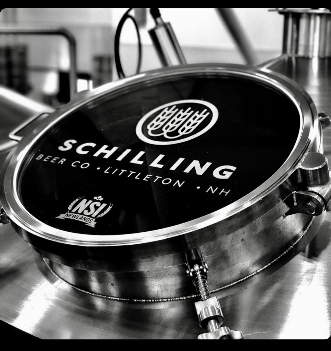 It's time to celebrate a milestone for our production team: Alexandr, batch no. 2,000. This homage to Czech pilsner was one of the first lagers brewed at Schilling, and remains the centerpiece of our brewery after 10+ years. A big shoutout to the team for their hard work!