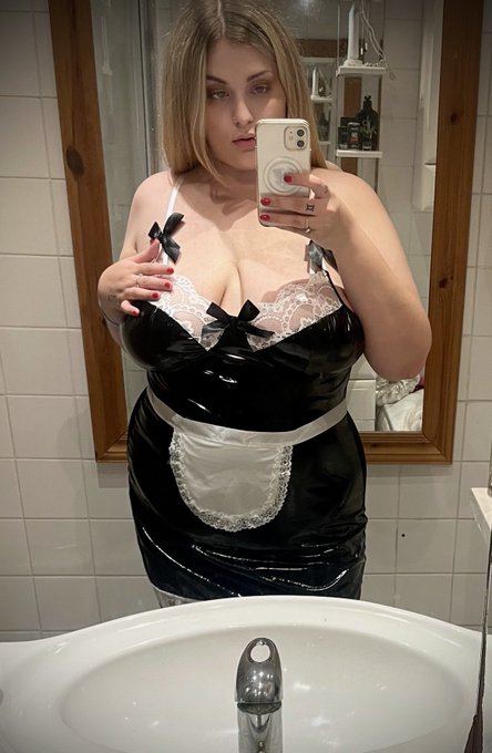 Check out my new free page below!!🥵  Let&rsquo;s get naughty 😈 https://t.co/bzAUS2CCvv