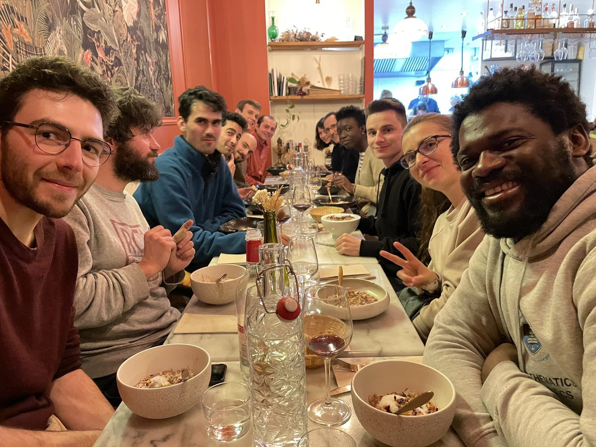 GDR_NBODY's tweet photo. Pictures of the vegan dinner https://t.co/7gbuTBayQO