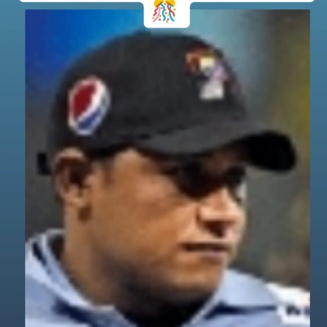 Verdaderamente que desastre la actuación de este Sr anoche, mucho que desear Robert Moreno, mostrando una zona de strike inentendible.