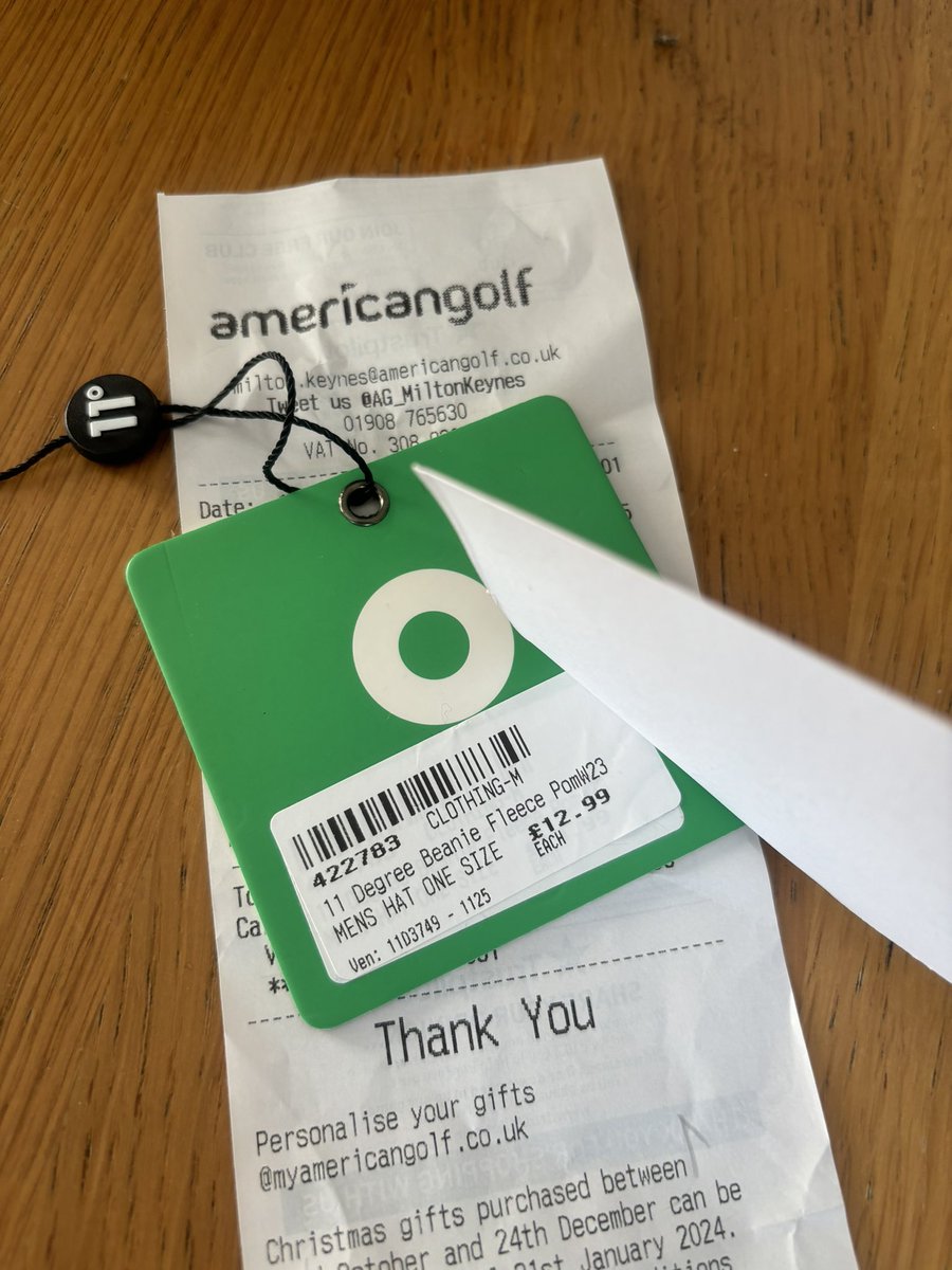 SBeano01's tweet photo. @americangolf_UK poor here simply poor advertising. Didn’t see till I got home. Although a got sort of a sale item still feel ripped off https://t.co/uhll8QZj6P